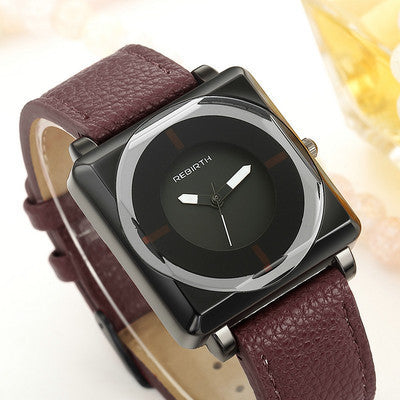 Quartz women's watch with square belt