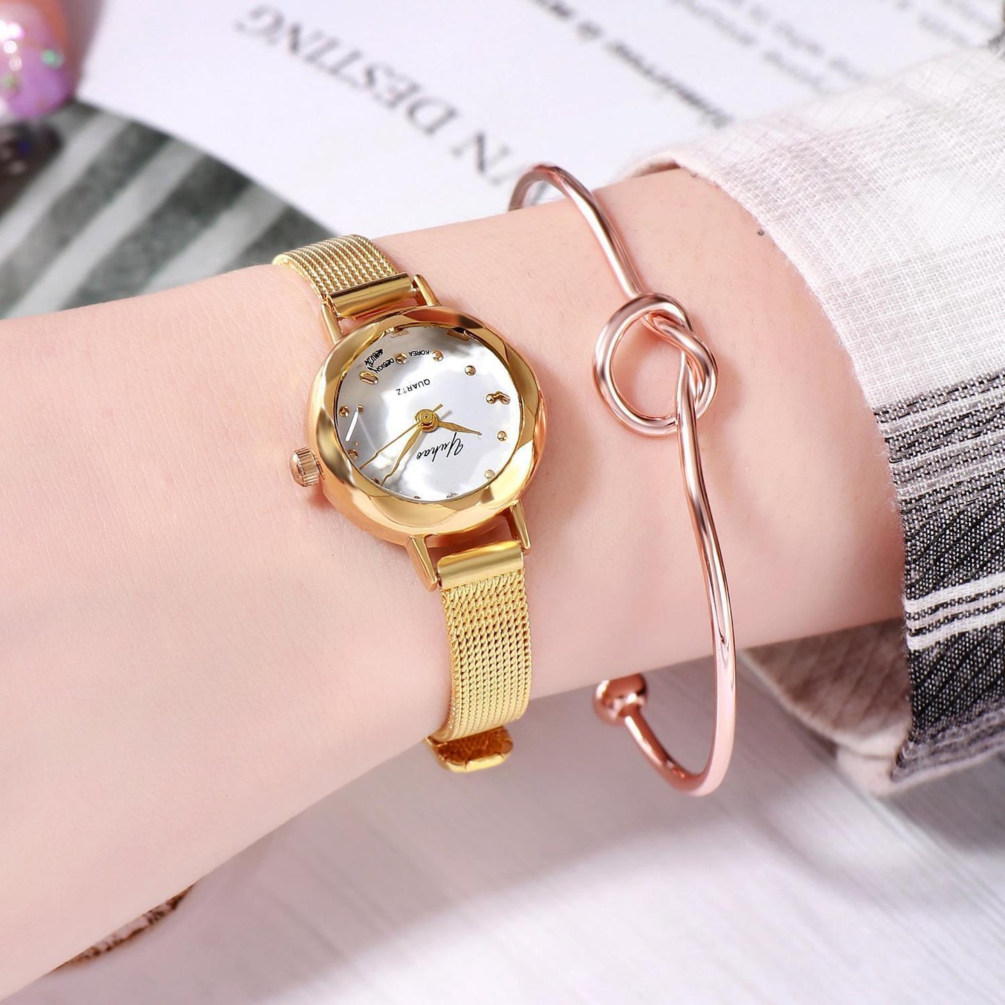 Fashion Mesh Strap Watch Fashion Casual Ladies Small Students