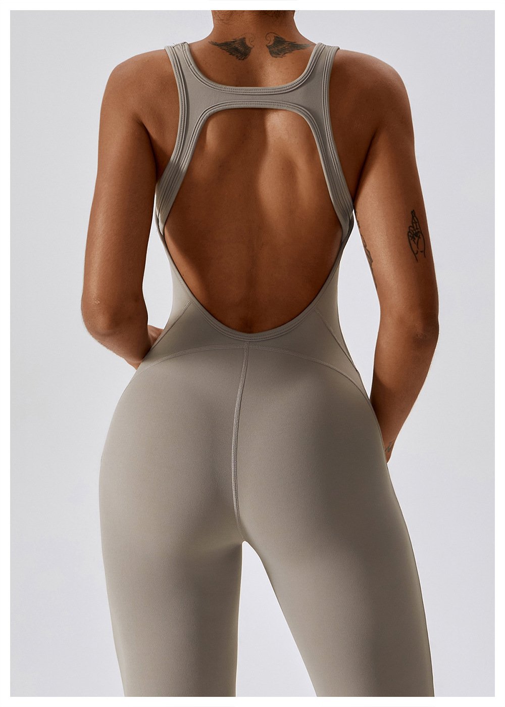 European And American Quick-drying Tight-fitting Yoga Suit Dance Sports Fitness Suit Hip-lifting And Abdominal-tightening Micro-hora Lianhe Yoga Suit 8117