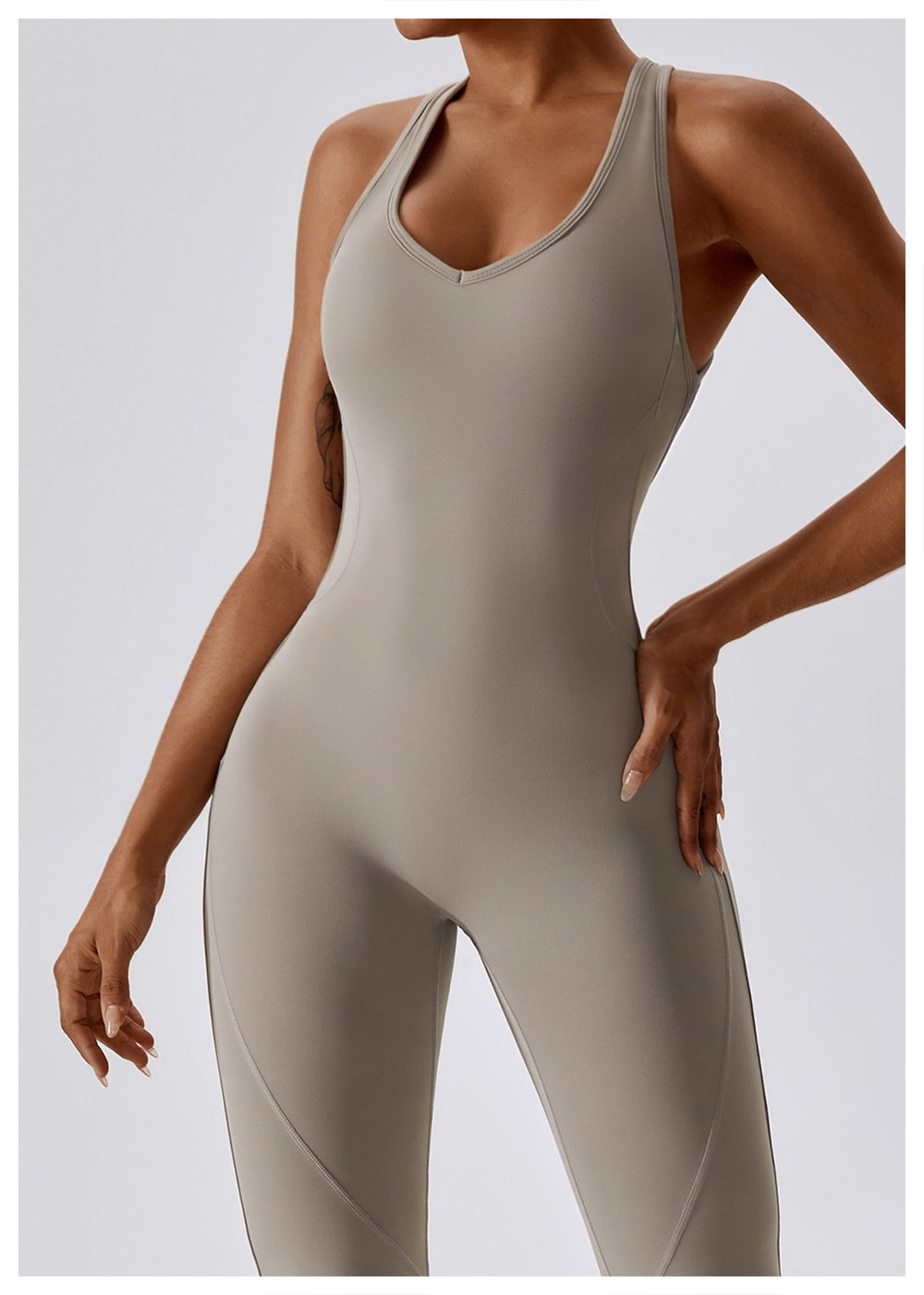 European And American Quick-drying Tight-fitting Yoga Suit Dance Sports Fitness Suit Hip-lifting And Abdominal-tightening Micro-hora Lianhe Yoga Suit 8117