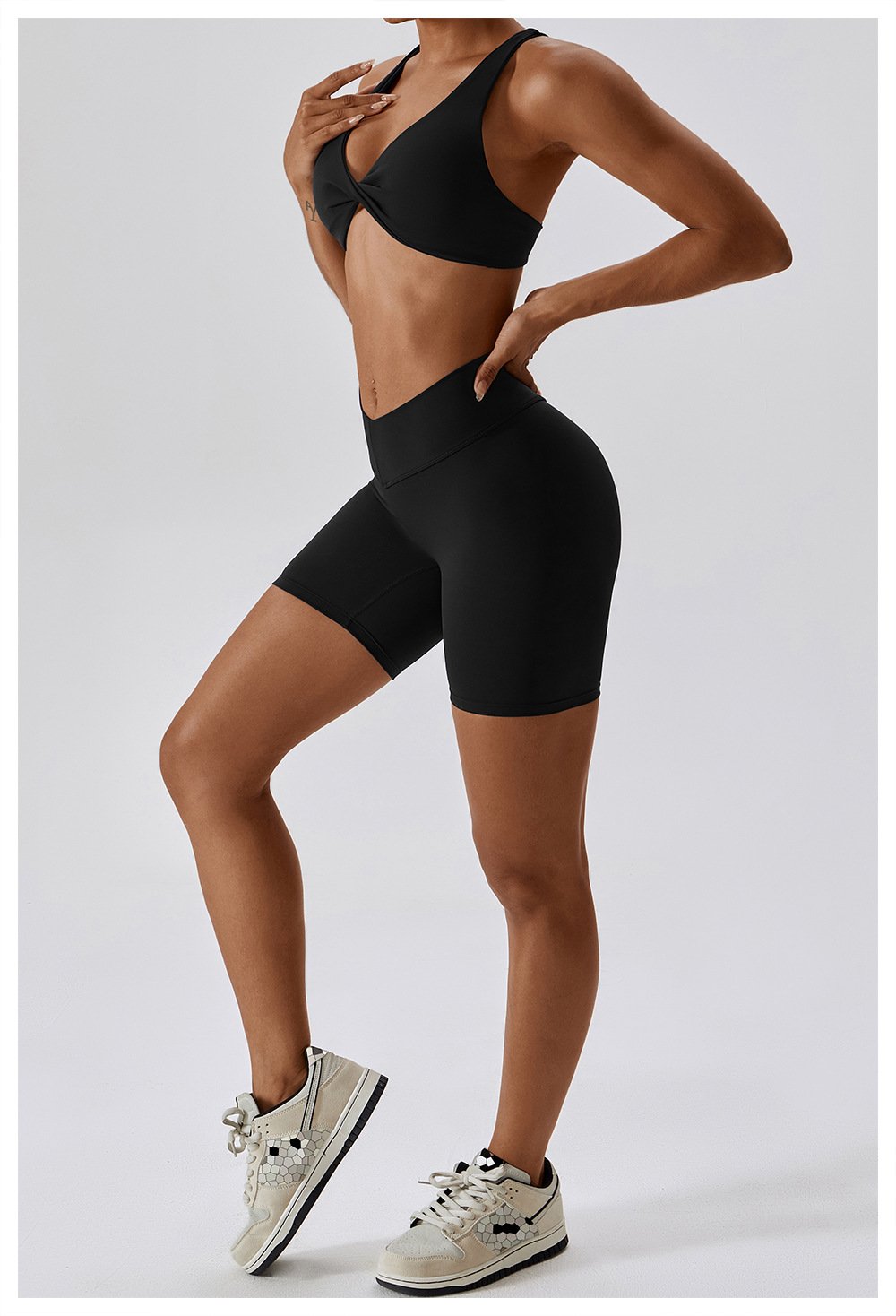European And American Naked Tight Yoga Shorts Women's High Waist Hip-lifting Fitness Pants Running Tight Sports Shorts 8233