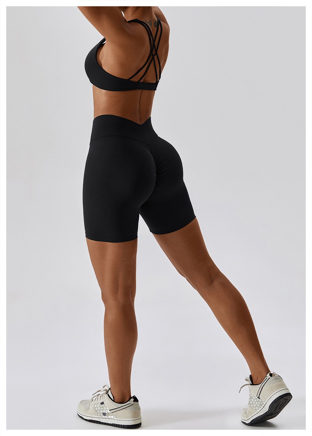 European And American Naked Tight Yoga Shorts Women's High Waist Hip-lifting Fitness Pants Running Tight Sports Shorts 8233