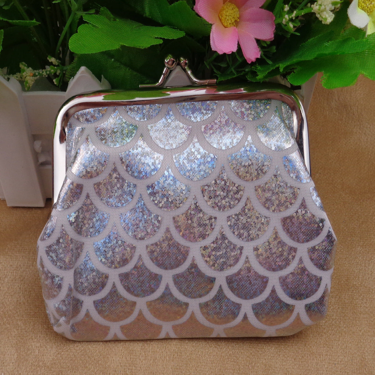 Fish scale coin purse