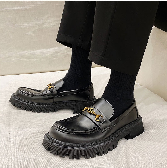 Spring New Style British Style Men''S Lazy Foot Set Thick Soled Shoes Metal Decoration Hairstylist Youth Muffin Shoes Fashion