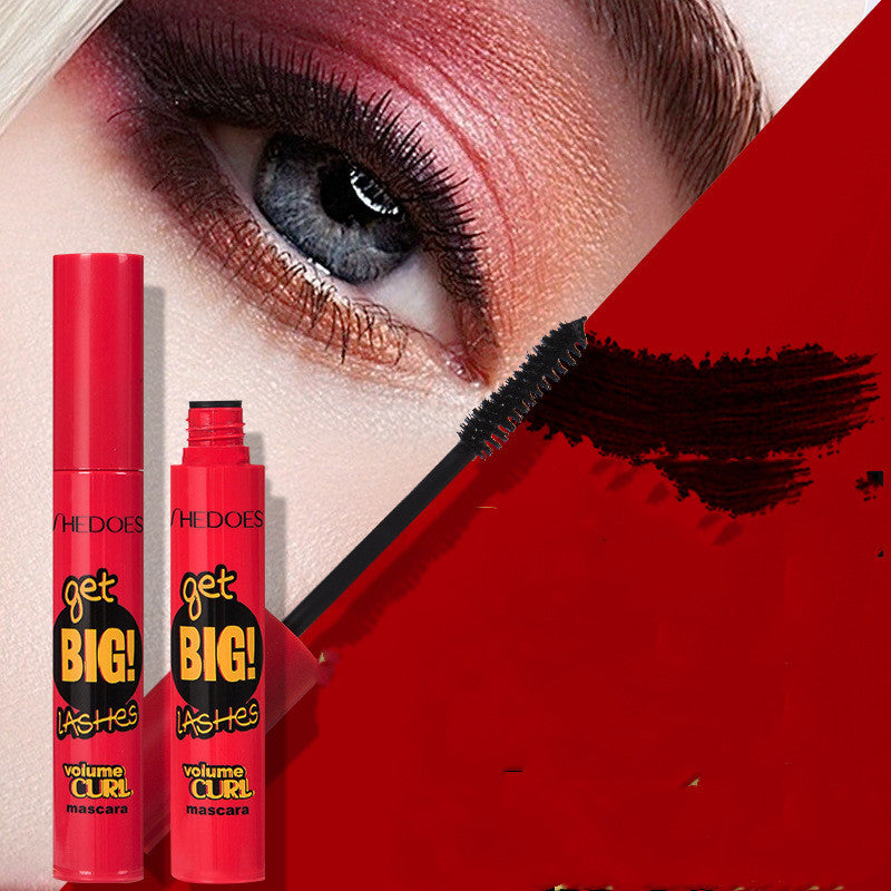 Waterproof and red dye bottle mascara