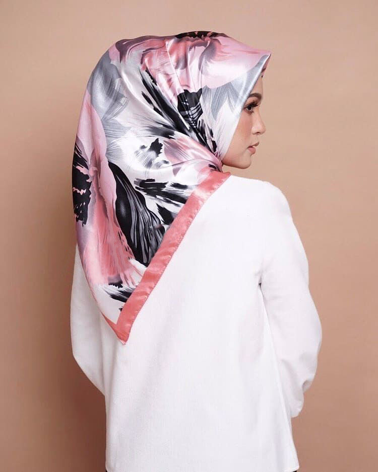 Big Square Scarf Fashion Simulation Silk Scarf
