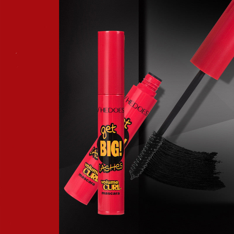 Waterproof and red dye bottle mascara