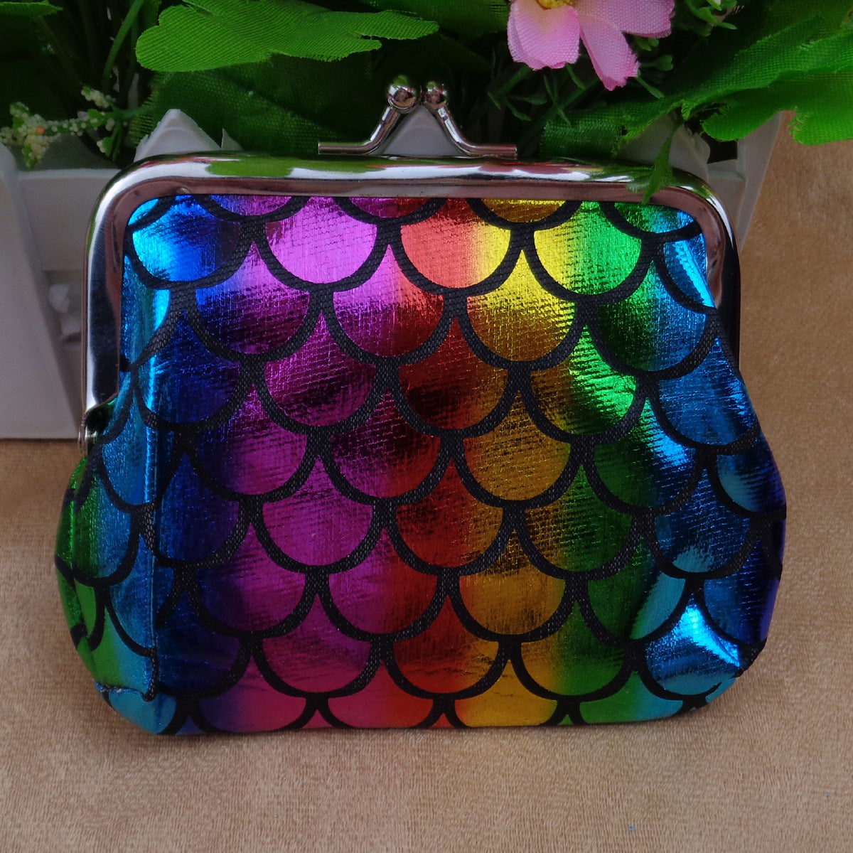 Fish scale coin purse