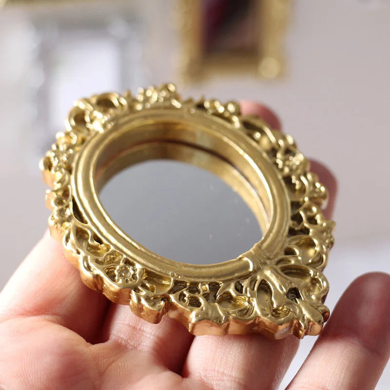 Mini Vintage Carved Mirror Retro Self-adhesive Wall Mounted Mirror