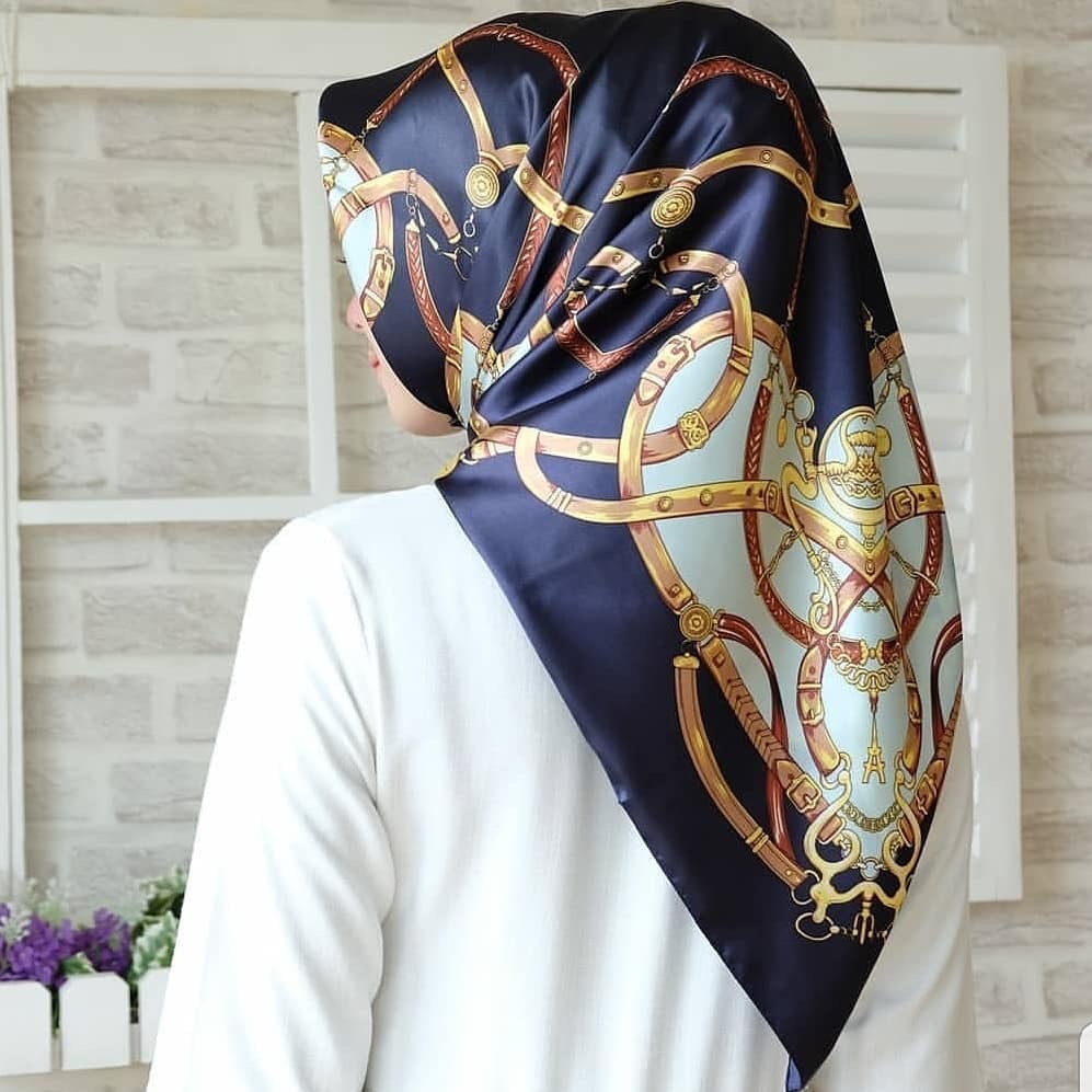 Big Square Scarf Fashion Simulation Silk Scarf