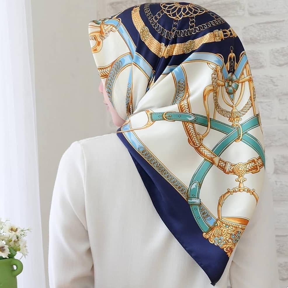 Big Square Scarf Fashion Simulation Silk Scarf