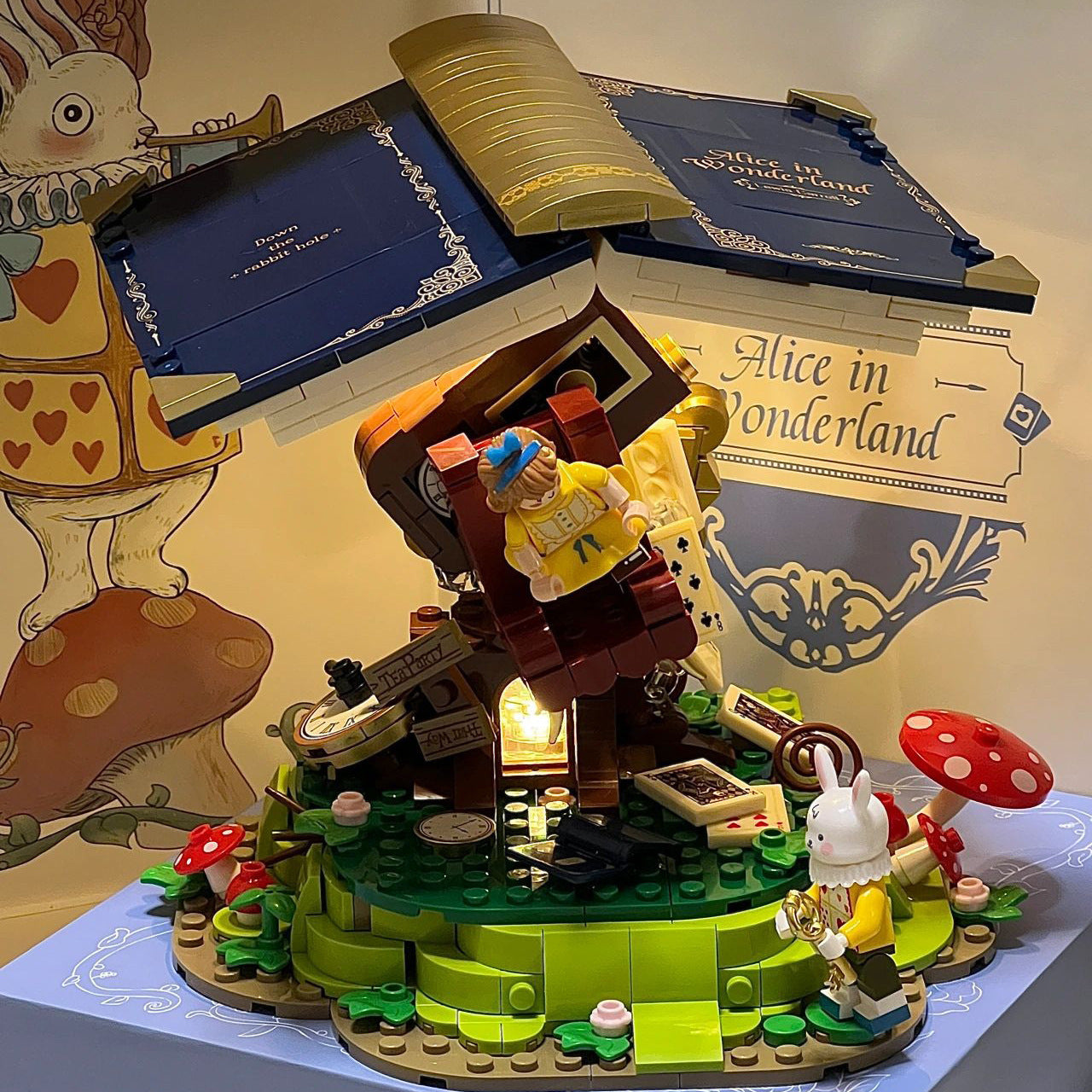 Three-dimensional Building Books And Ornaments For Girls