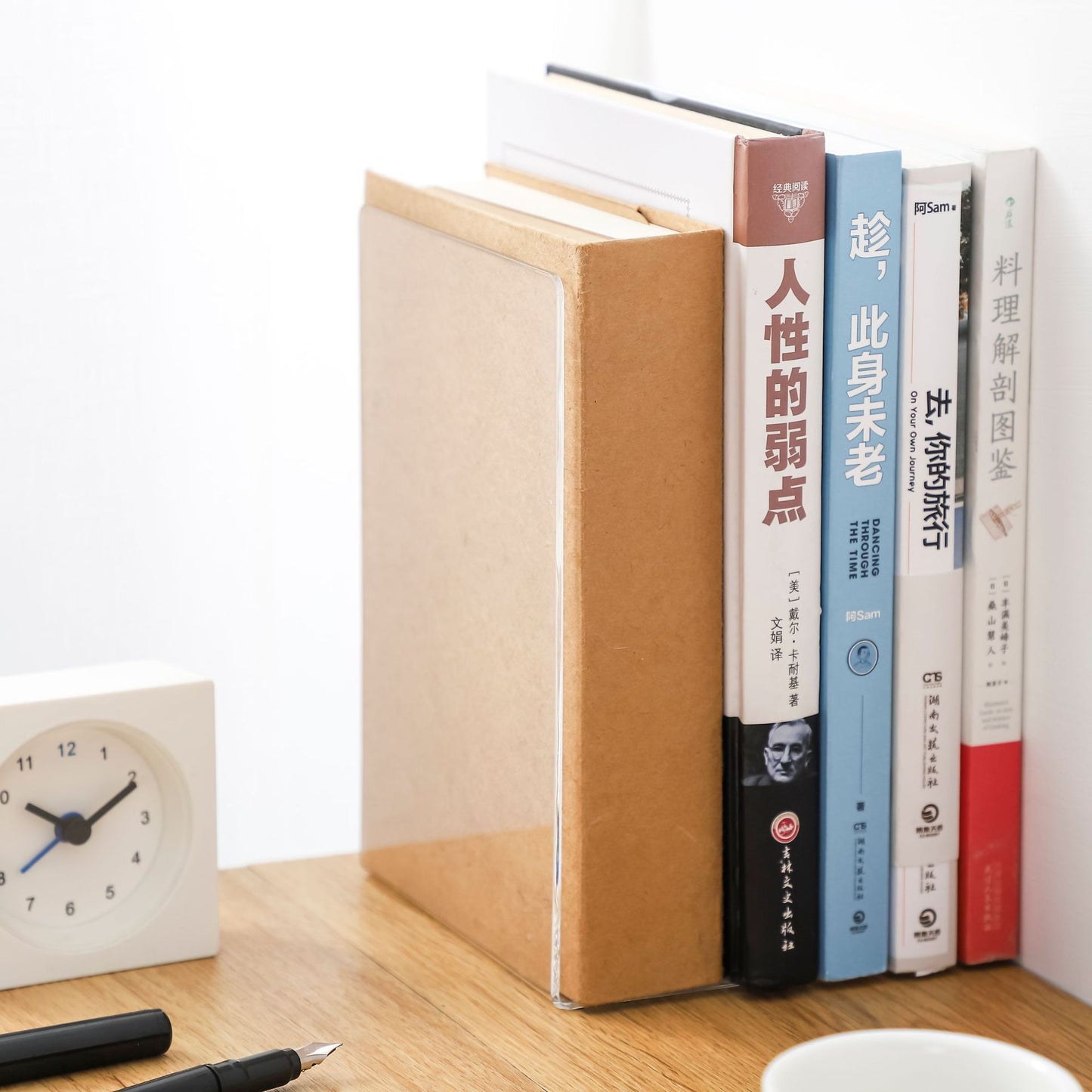 Student Desk Storage Books Can Be OEM