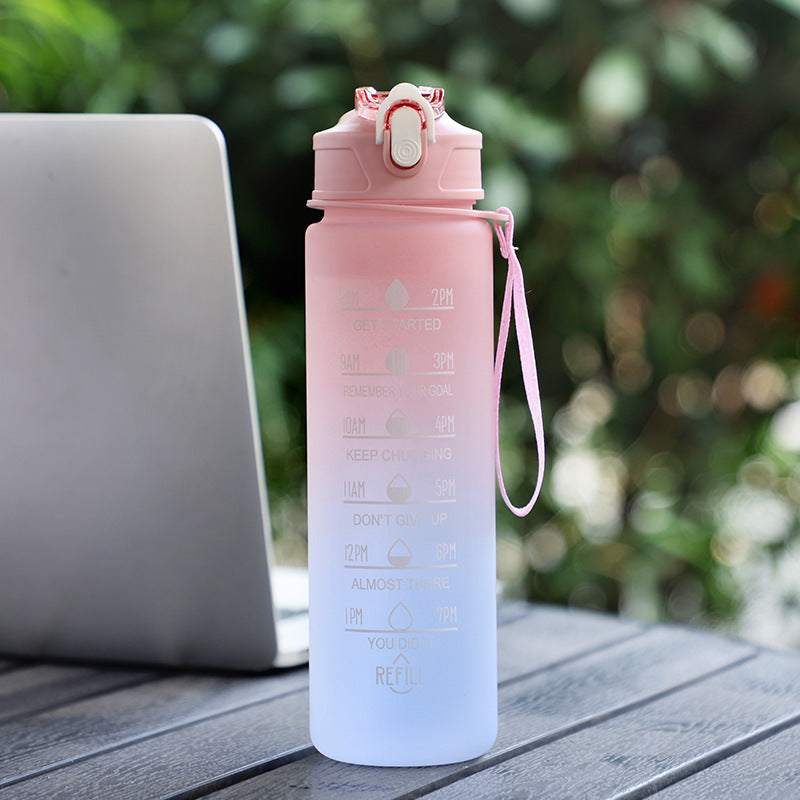 Large Capacity Sports Plastic Scale Water Bottle Portable Sports Bottle Portable Drinking Cup With Straw